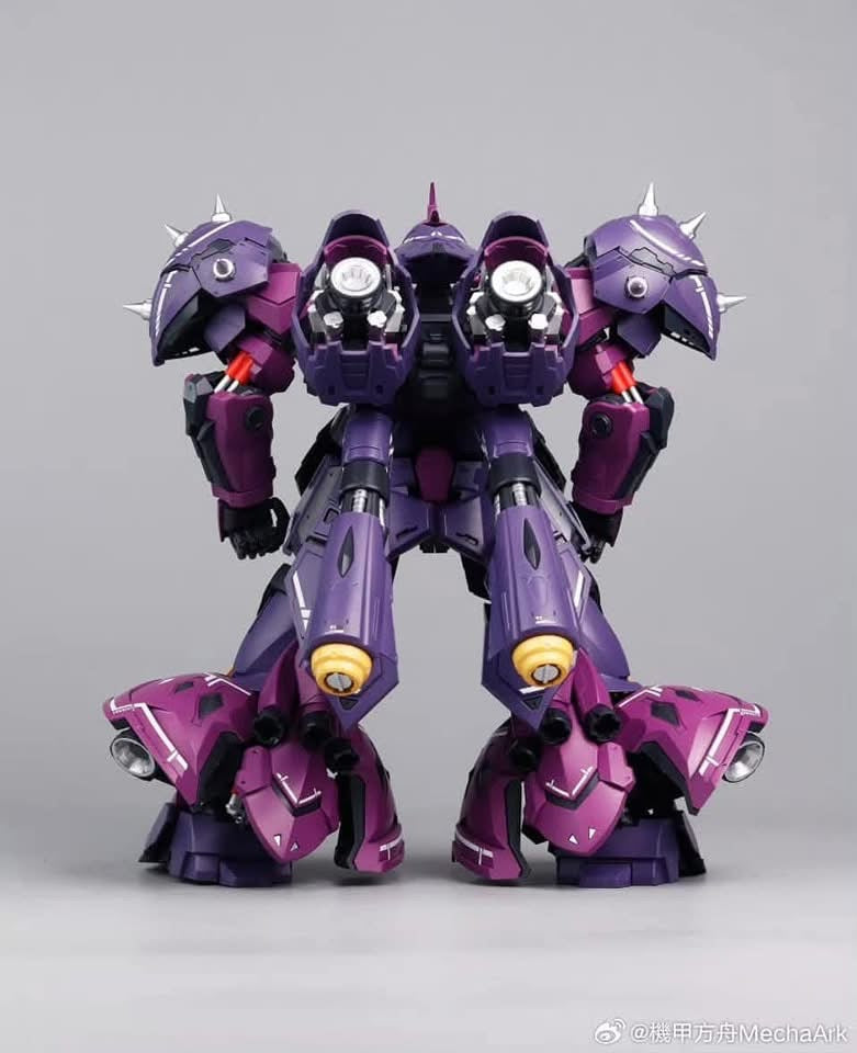 Mecha Ark 1/100 Dominant Titan