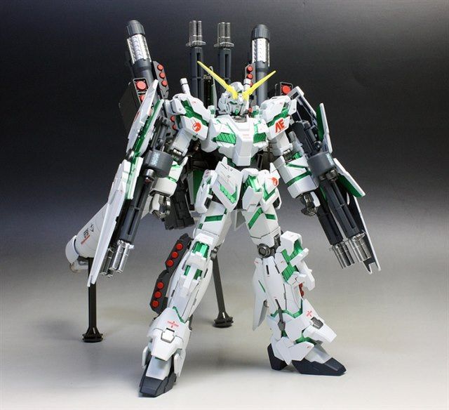 HG 1/144 Full Armor Unicorn Gundam (Destroy Mode)