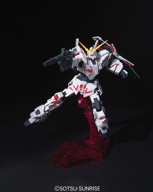 HG 1/144 Unicorn Gundam (Destroy Mode)